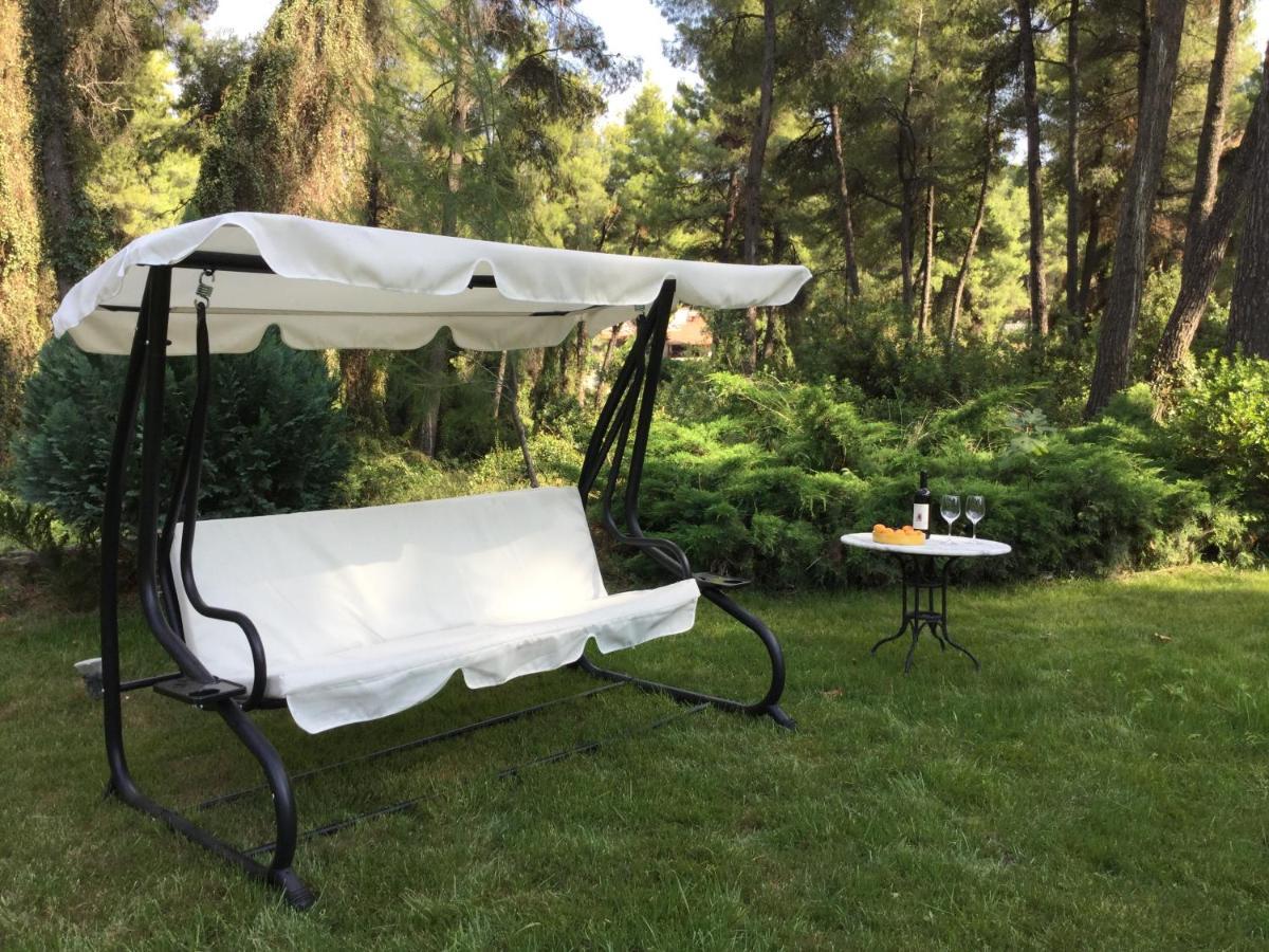 Beautiful Summerhouse In Sani'S Pine Forest Sani  Exteriér fotografie
